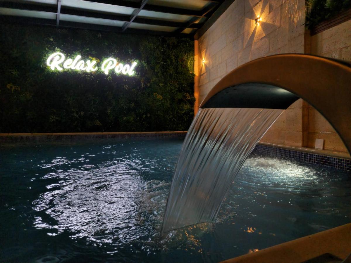 Melissa Hotel Oran Bagian luar foto